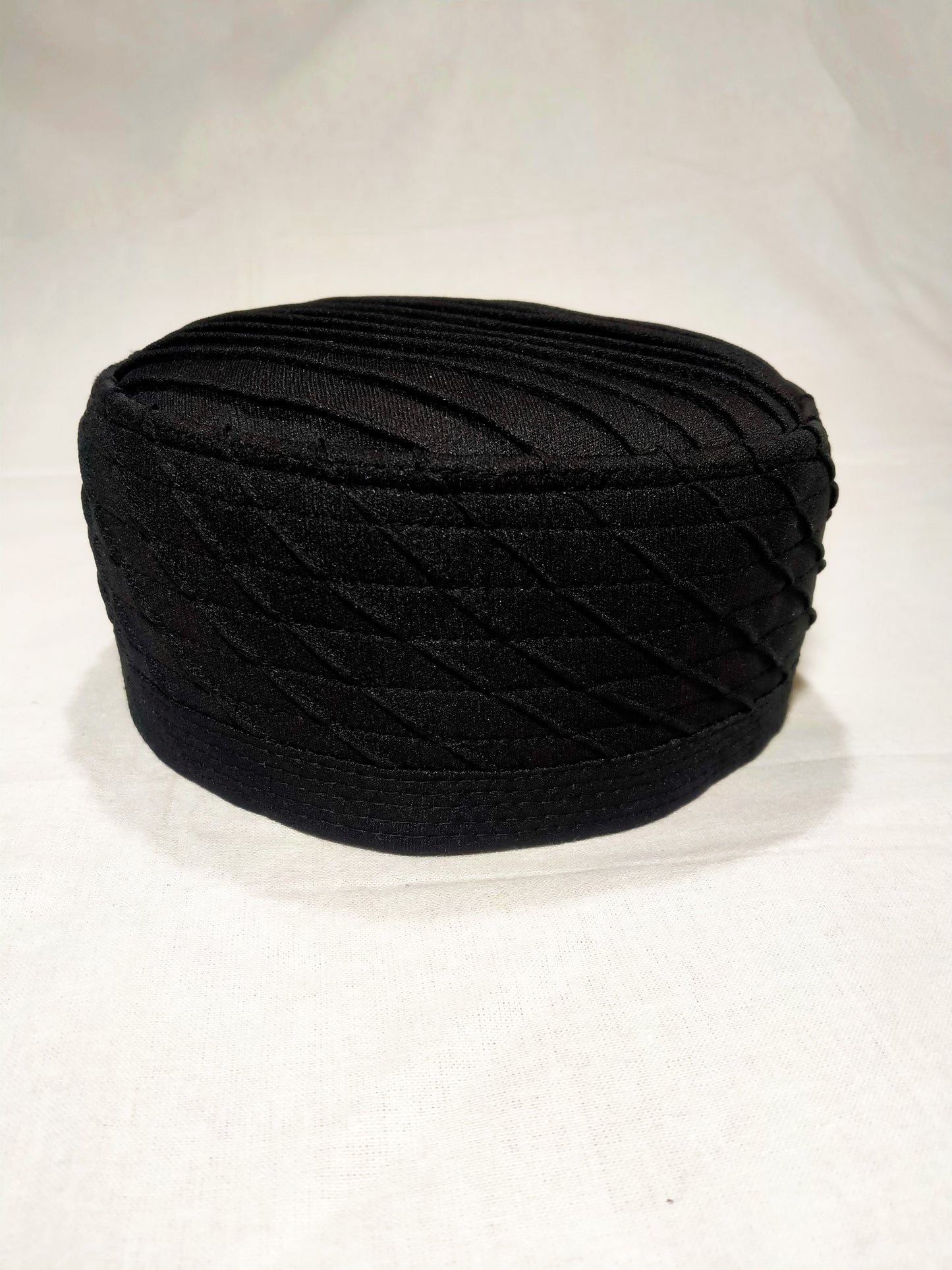 Luxury Black Kufi Cap for Men – Premium Islamic Prayer Hat for Daily Namaz | Elegant Muslim Skull Cap India