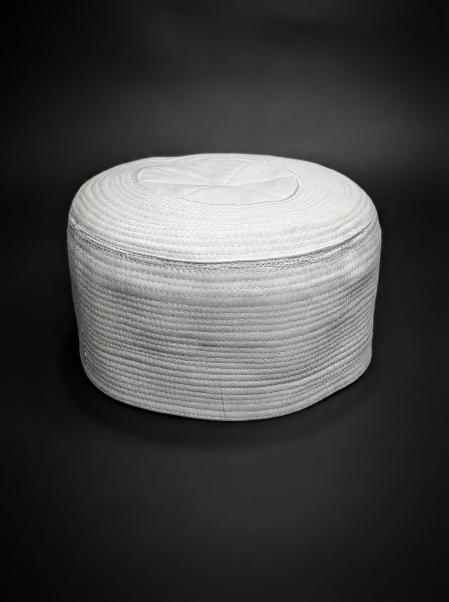 Luxury White Kufi Cap for Men – Premium Islamic Prayer Cap for Daily Namaz | Elegant Muslim Skull Cap India