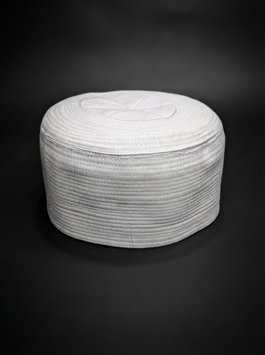 Luxury White Kufi Cap for Men – Premium Islamic Prayer Cap for Daily Namaz | Elegant Muslim Skull Cap India